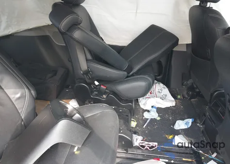 2015 Toyota Sienna Se 8 Passenger z USA, uszkodzony, nr VIN 5TDXK3DC0FS635093